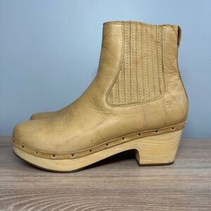 Frye Millie Campus Chelsea Bootie Platform Leather Clog in Marbled Banana Color